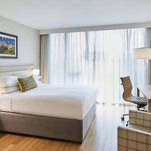 By Marriott **** Εδιμβούργο