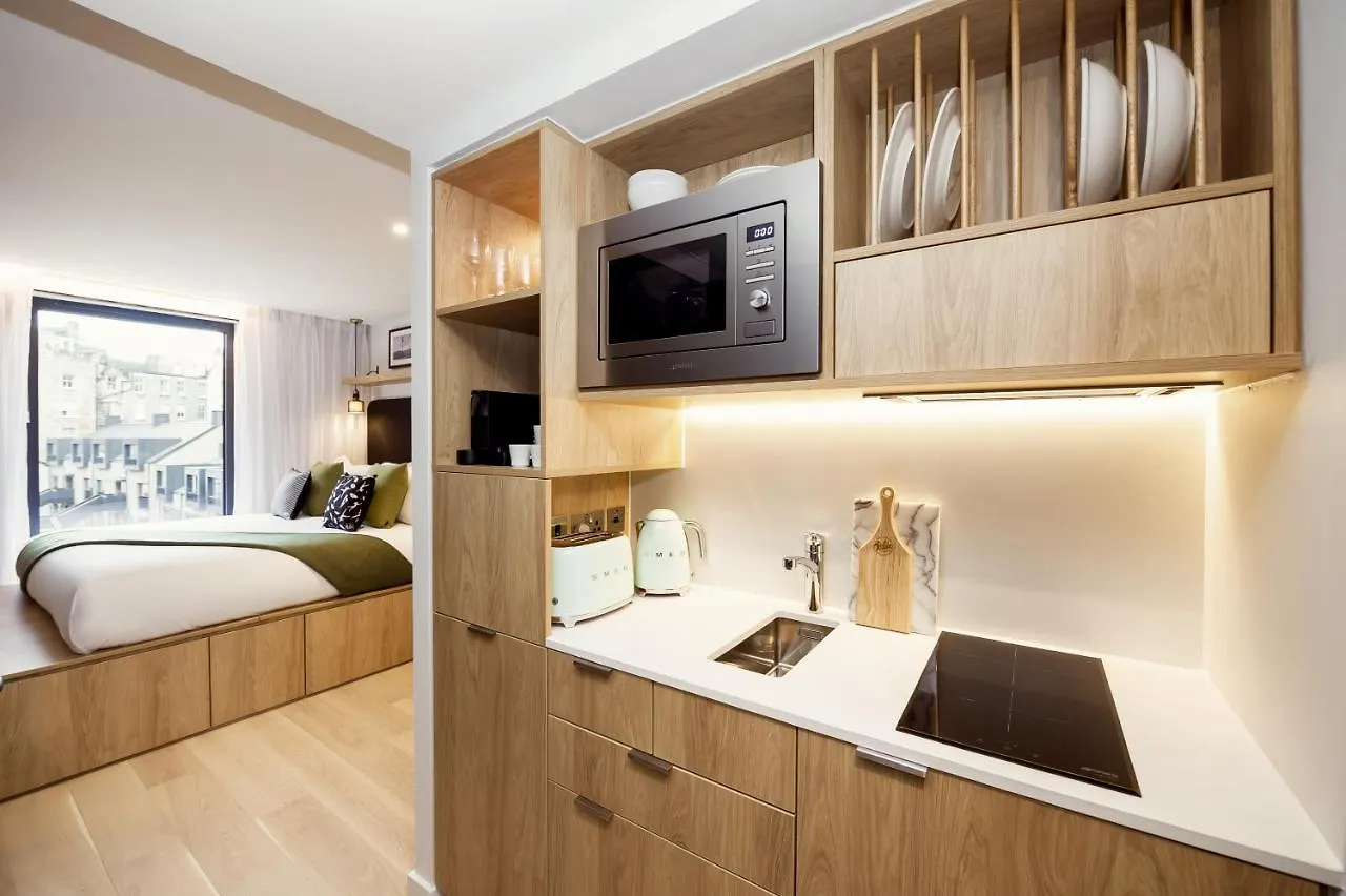 Wilde Aparthotels Edinburgh Grassmarket 4*,